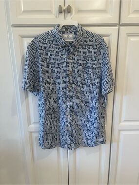 Southern Tide Navy and White Geometric Short-Sleeve Button-Down Shirt